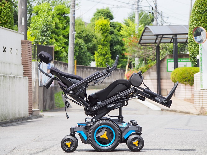 手動車椅子・簡易型電動車椅子・電動車椅子の違いについて