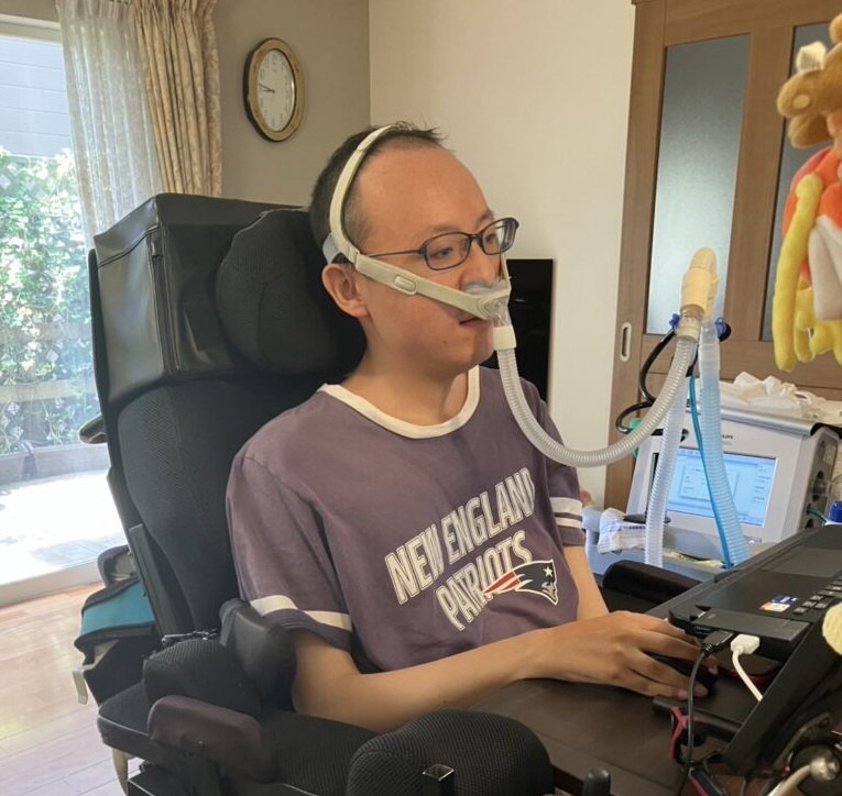 製作事例を公開しました“身体の一部となったハイネルが叶える、自律した在宅勤務と質の高い日常”