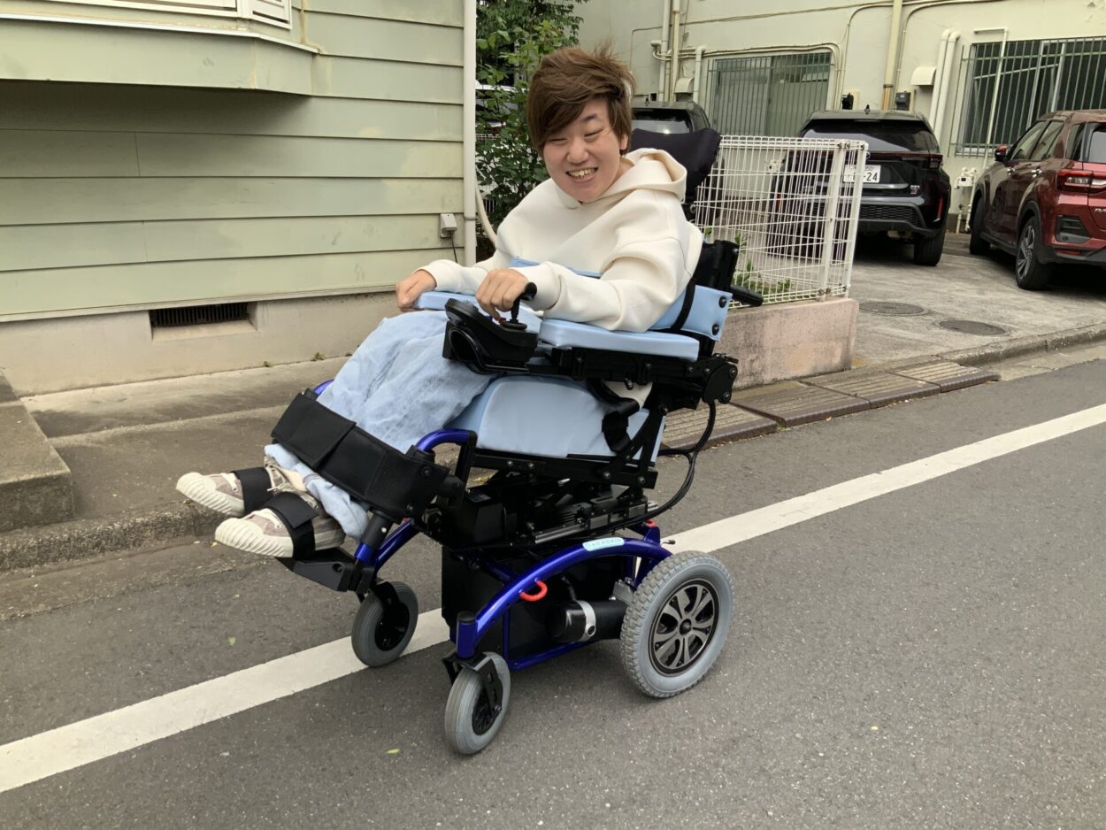こぼりんさんの車椅子に乗ればのるほど毎日が楽しくなりました。