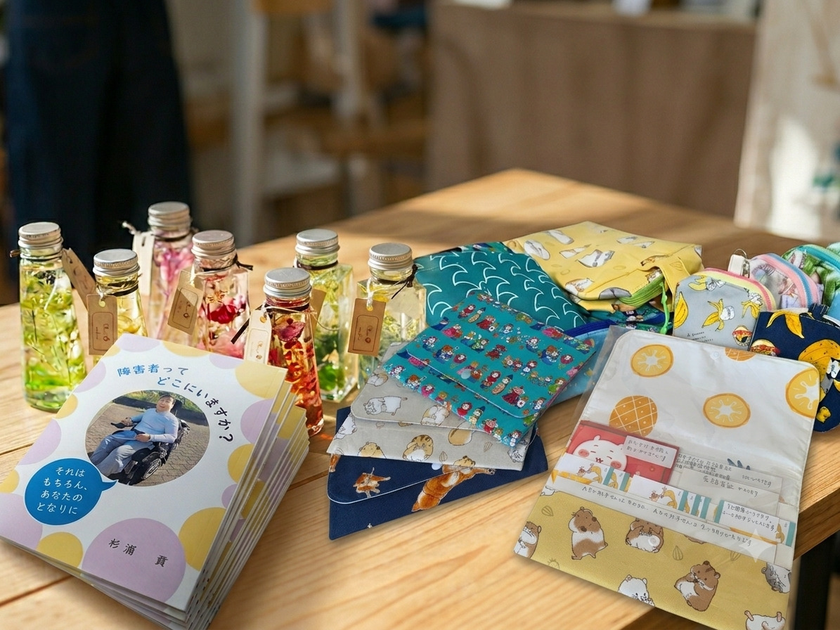 「こどものための福祉機器展」ユーザー様の作品展示・販売コーナーの紹介